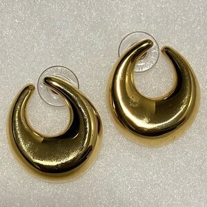 Monet Vintage Gold Tone Loop Post Earrings